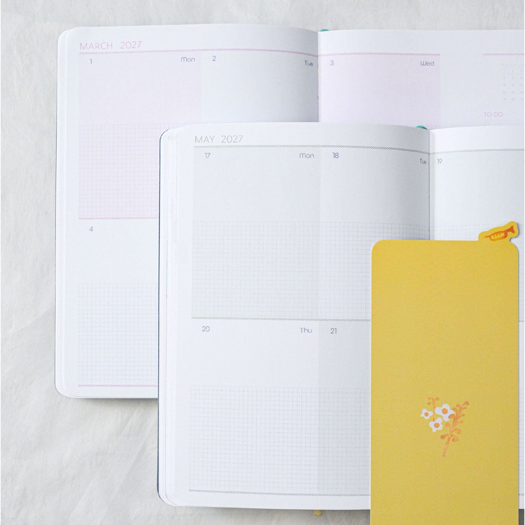 Dodolulu - 2027 Diary - Weekly & Monthly Planner - B6