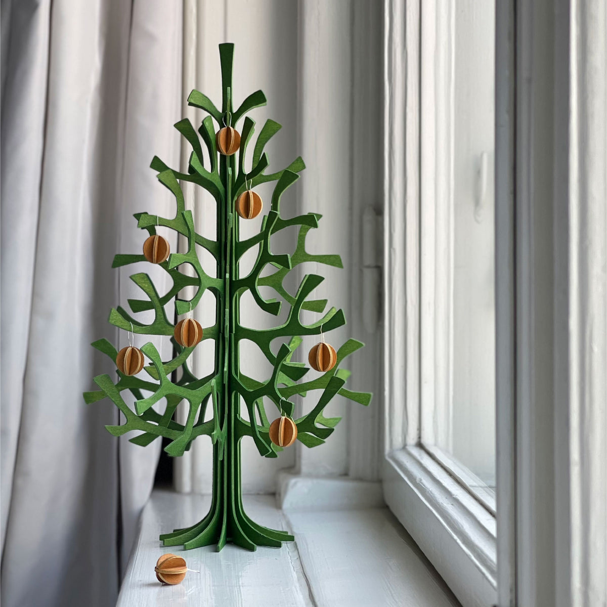 Lovi - Ornament - Spruce Tree - 30cm - Forest Green (Cinnamon Brown Minibaubles)