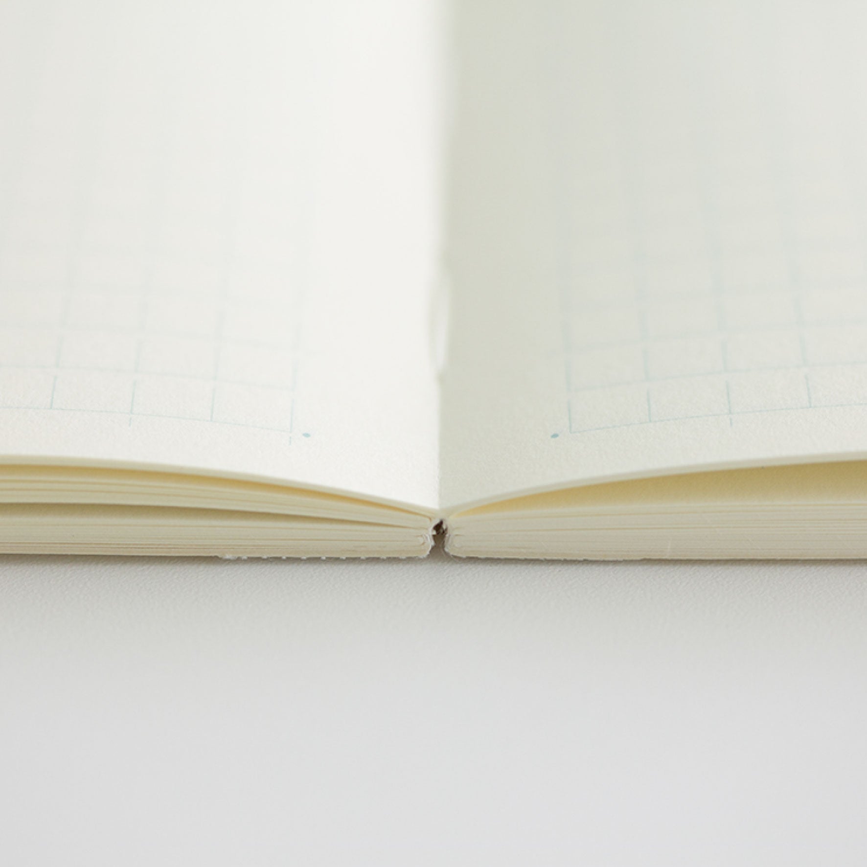 Midori - 2026 Diary - MD Notebook - A5 Thin