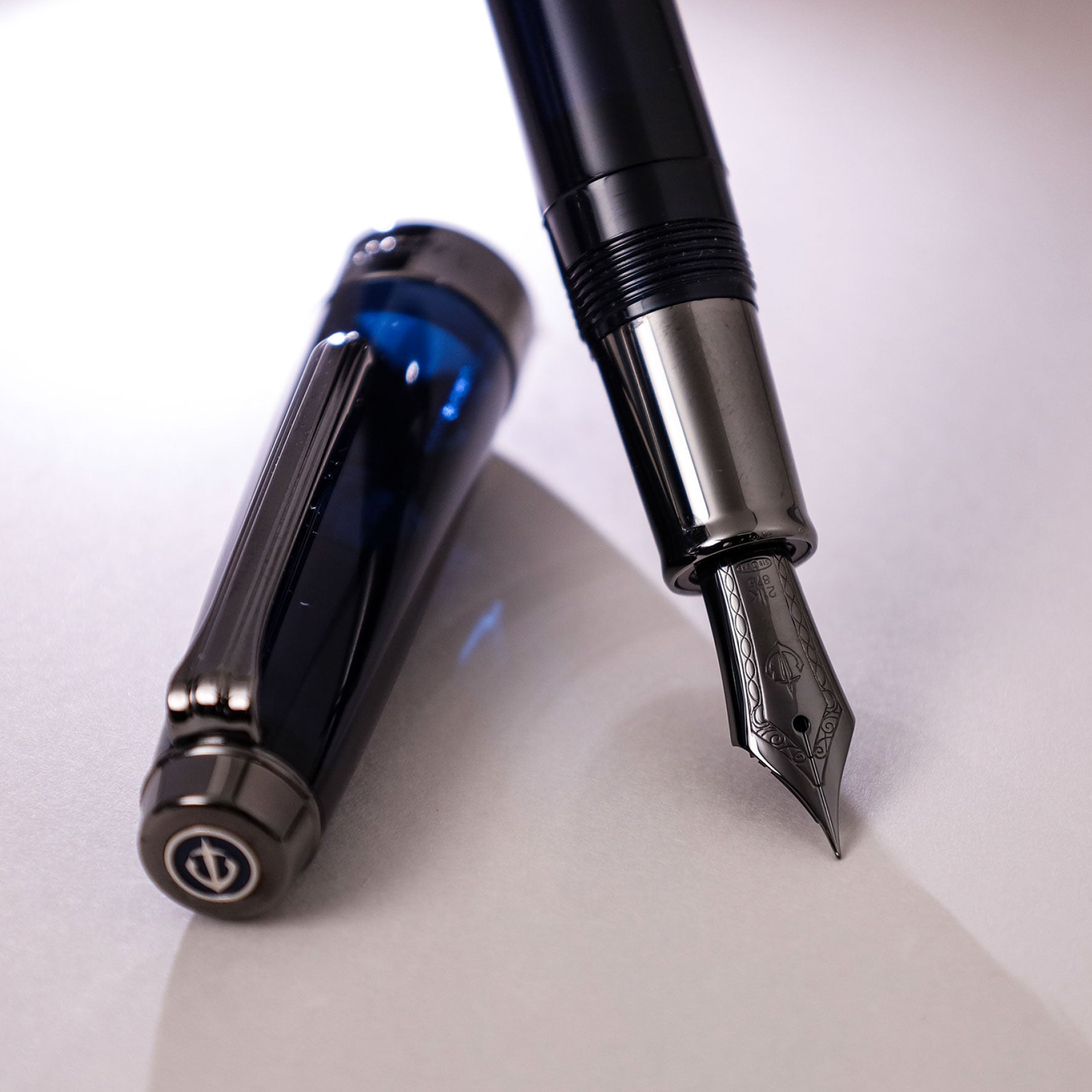 Sailor - Fountain Pen - ProGear - Anchor Blue-Dawn - Black Trim