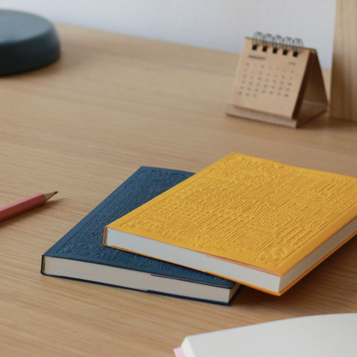 The City Works - Notebook - Barcelona - B6 - Pink <Outgoing>