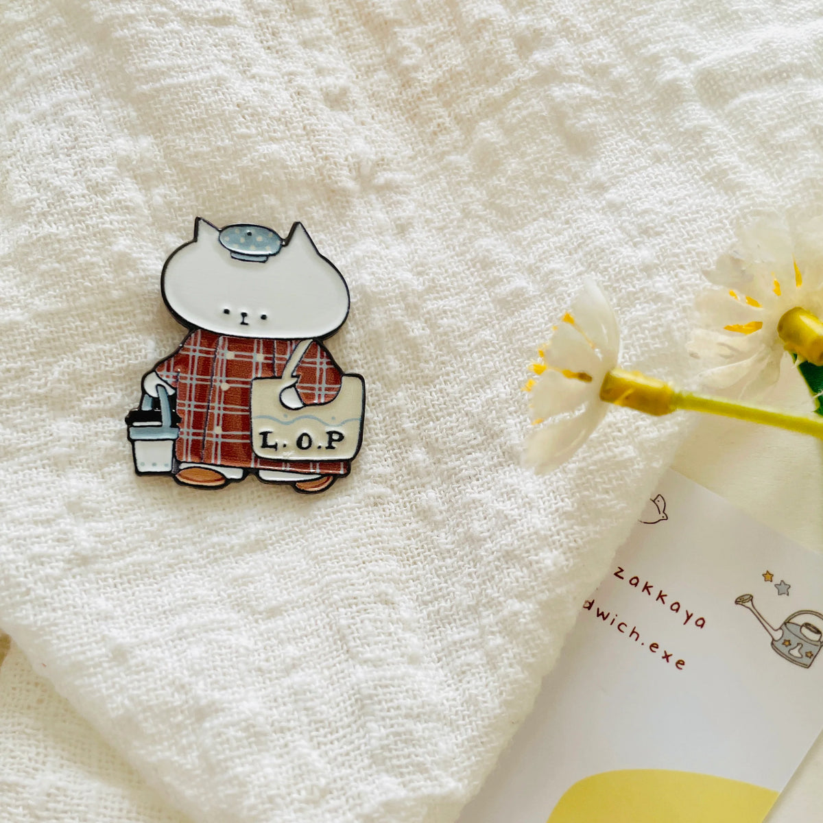 Niconeco Zakkaya - Pin - Walking to Loaf on Paper