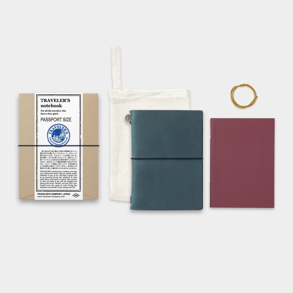 Traveler's Company - Traveler's Notebook - Passport - Blue