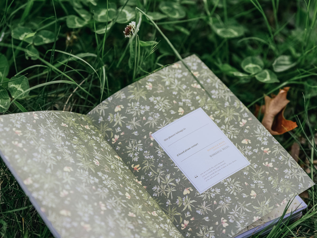 Meow Illustration - 2023 Diary - Weekly Planner - Wonderful Weeds