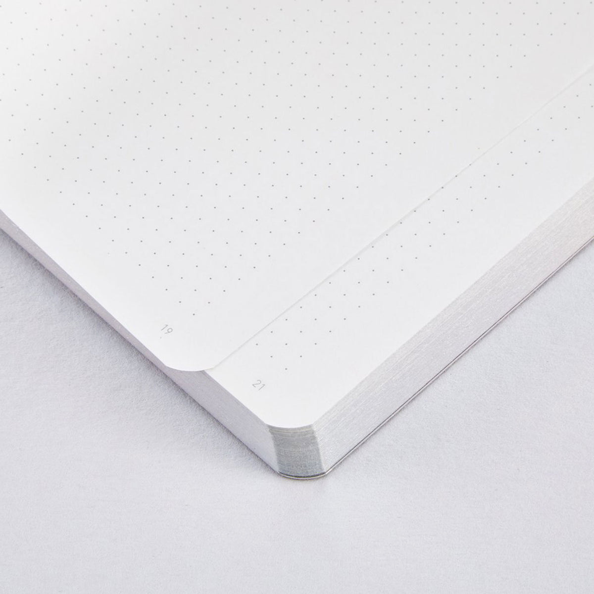 Nuuna - Notebook - Medium - Voyager Grey