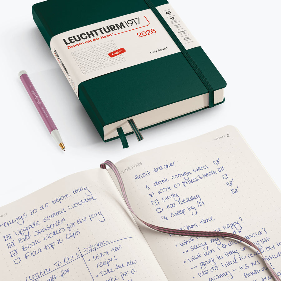 Leuchtturm1917 Daily Planner Dotted Medium (A5) Hardcover Forest Green 2026