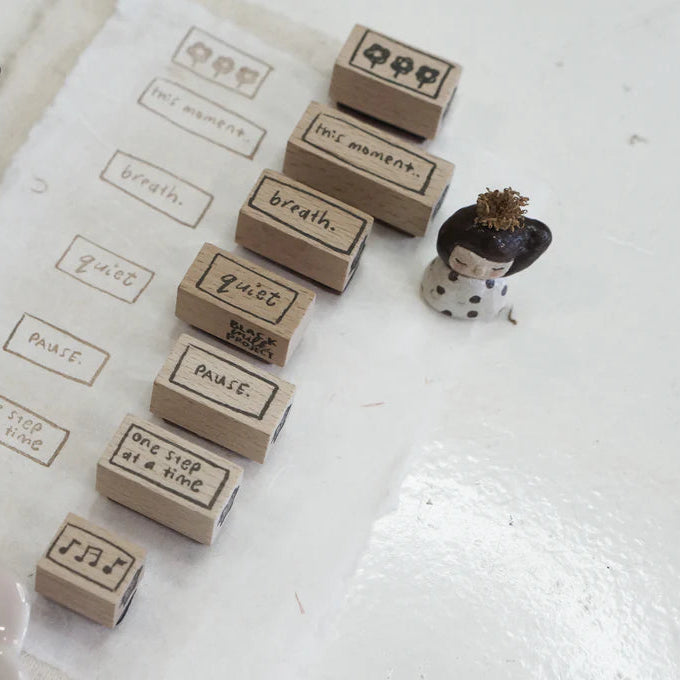 Black Milk Project - Stamp - This Moment (Flower Frame)