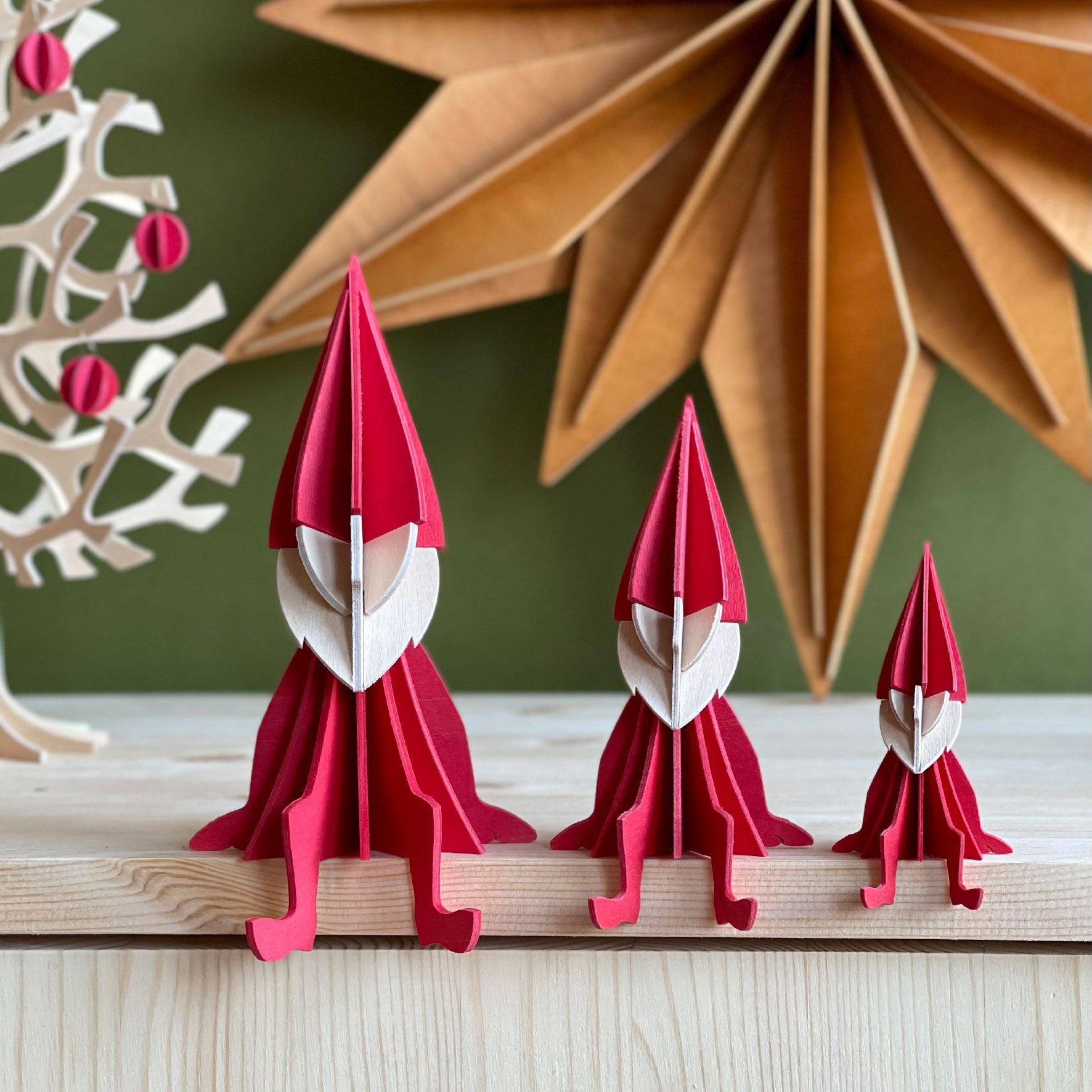 Lovi - Ornament - Elf - 16cm - Bright Red