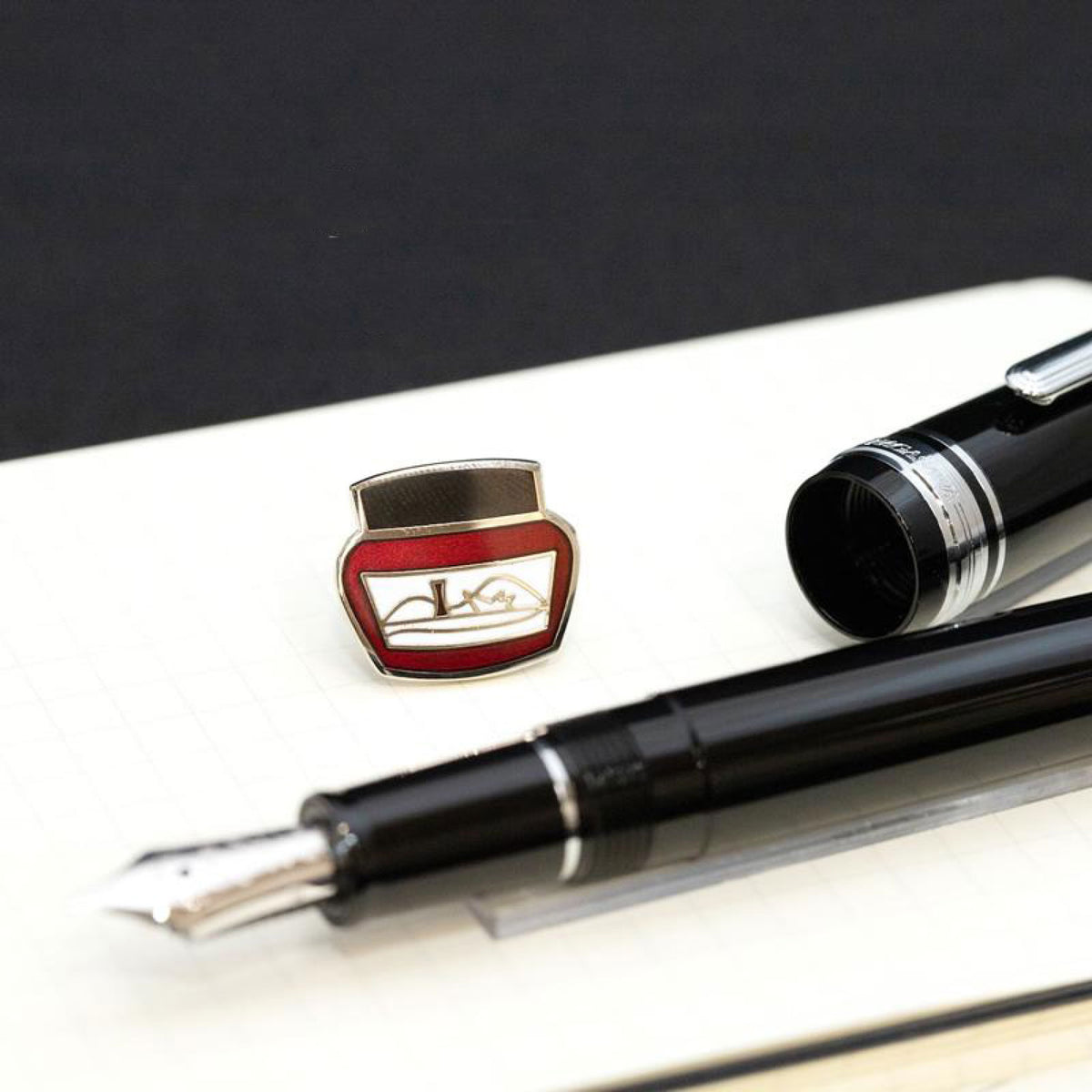 Nagasawa - Pin - Kobe INK - No.04 Ijinkan Red