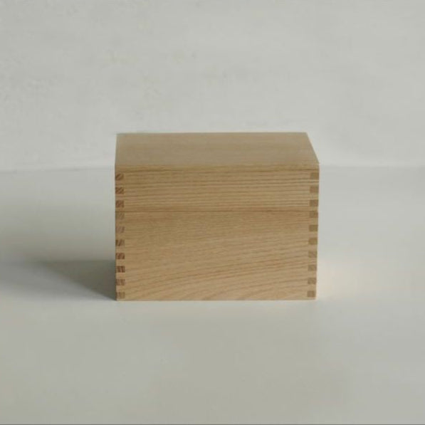 Classiky - Stationery Box - Postcard Case <Outgoing>