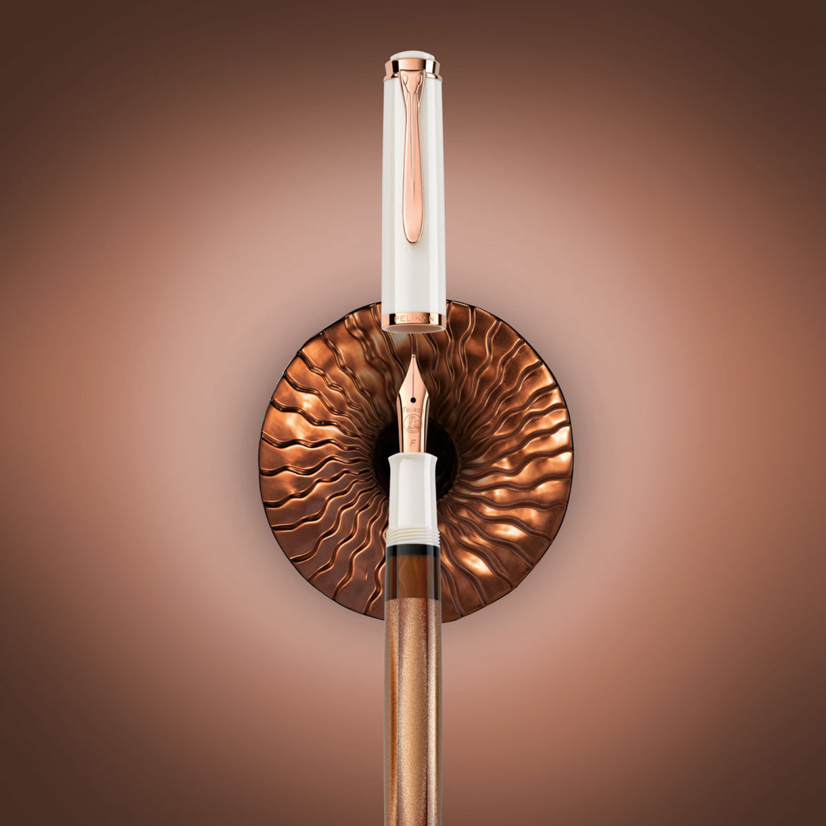 Pelikan - Fountain Pen - Classic M200 - Copper Rose Gold