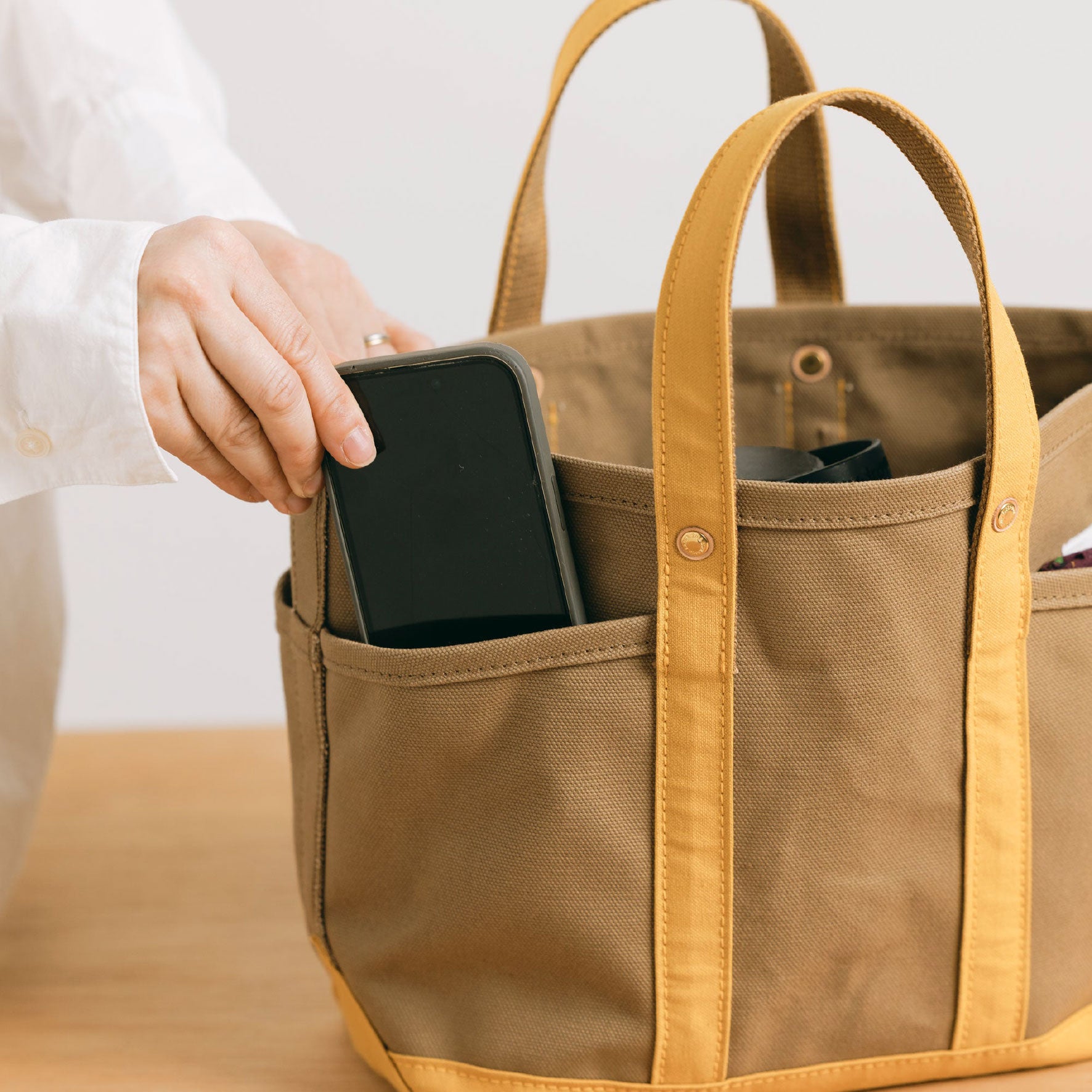 The Superior Labor - Carry Case - The TSL Mini - Beige × Khaki