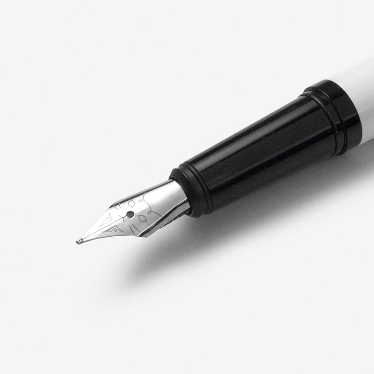 Tools to Liveby - Fountain Pen - Le Chat - Black <Outgoing>