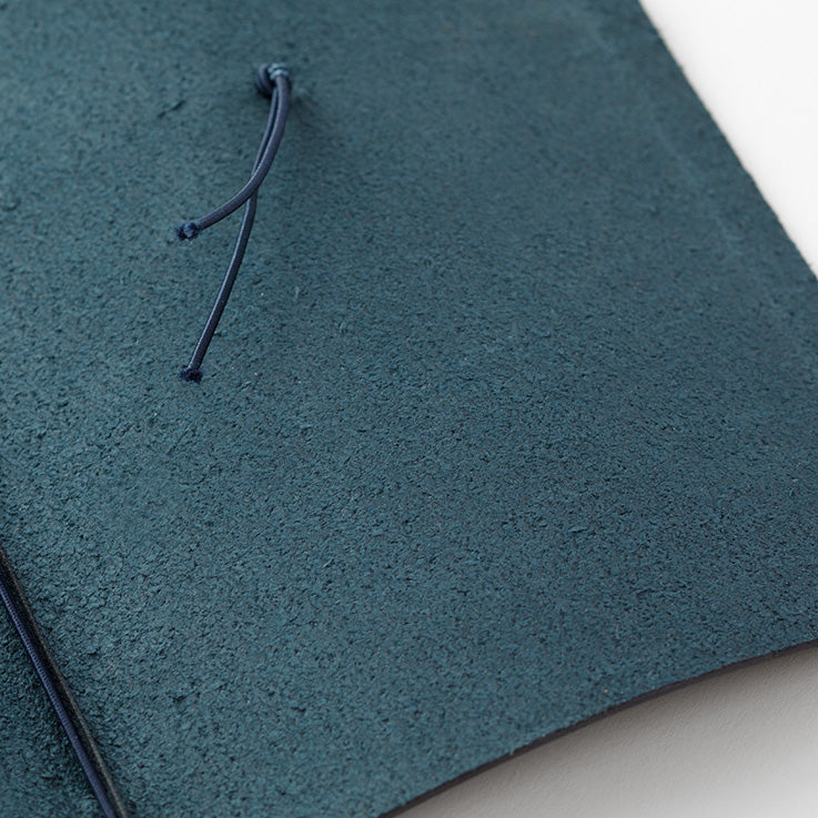 Traveler's Company - Traveler's Notebook - Regular - Blue