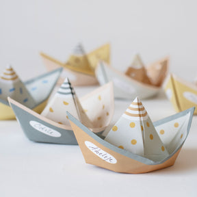 Jurianne Matter - Ornament - Folding Boats - Segel