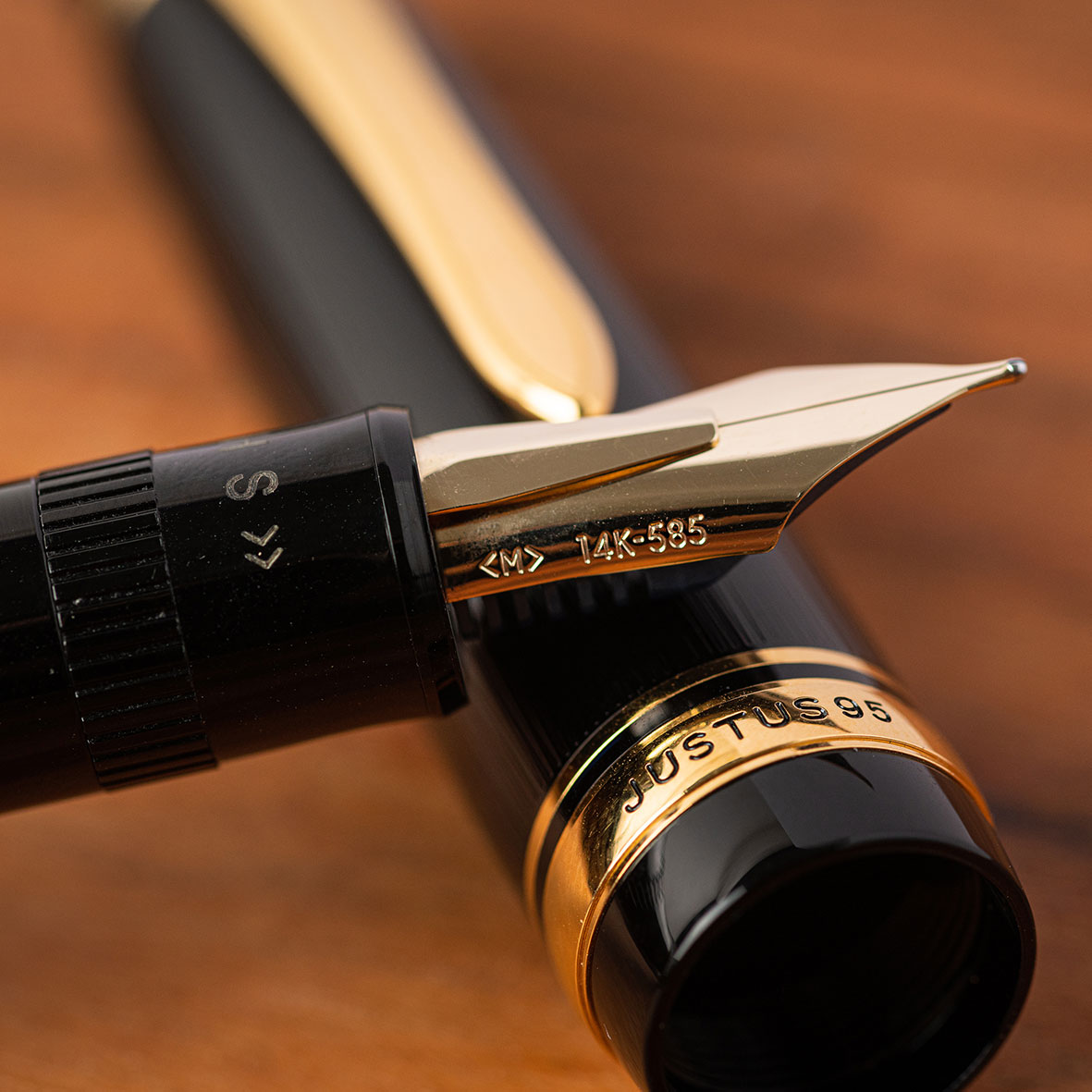 Pilot | Justus 95 Fountain Pen Black - Bookbinders Design