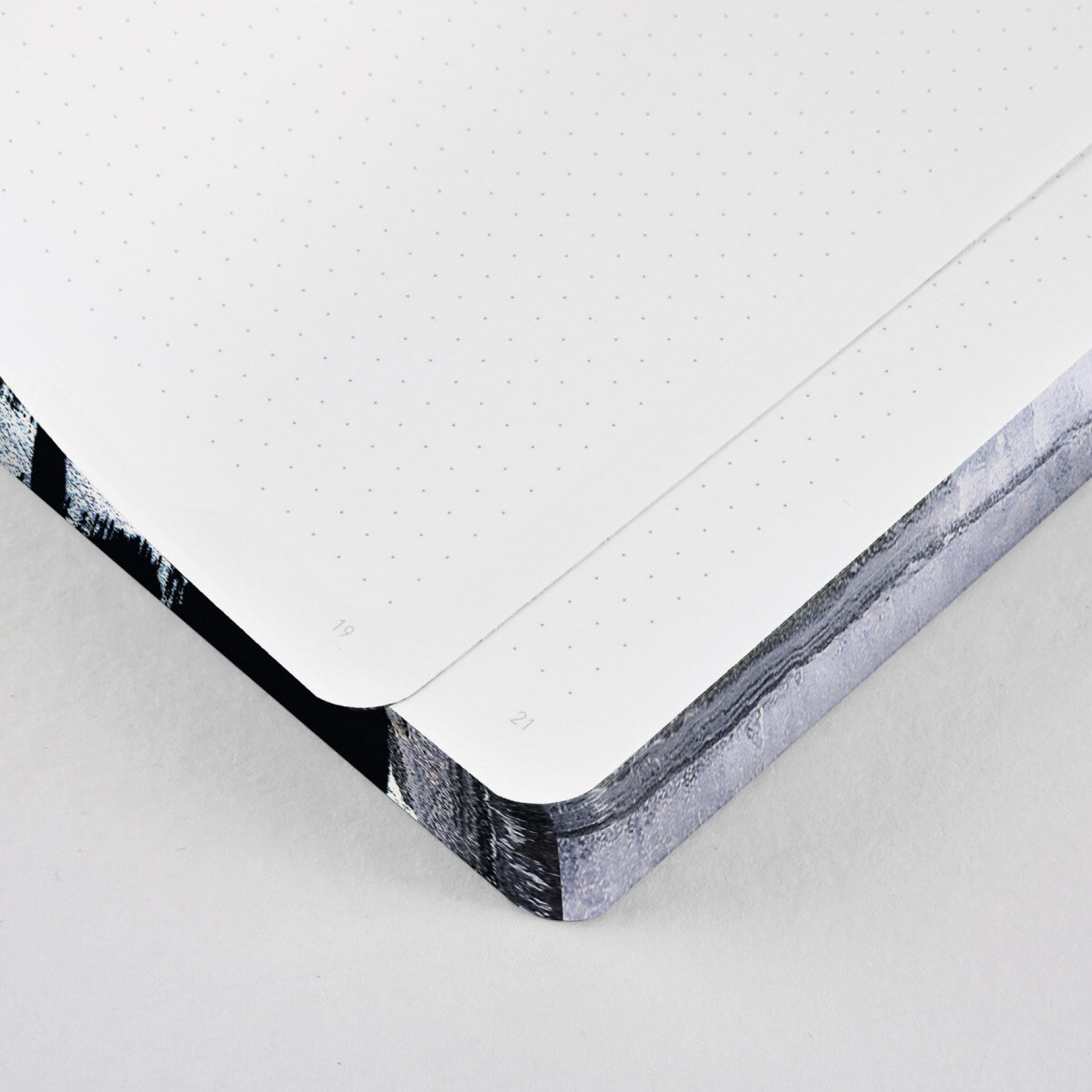 Nuuna - Notebook - Large - Zen