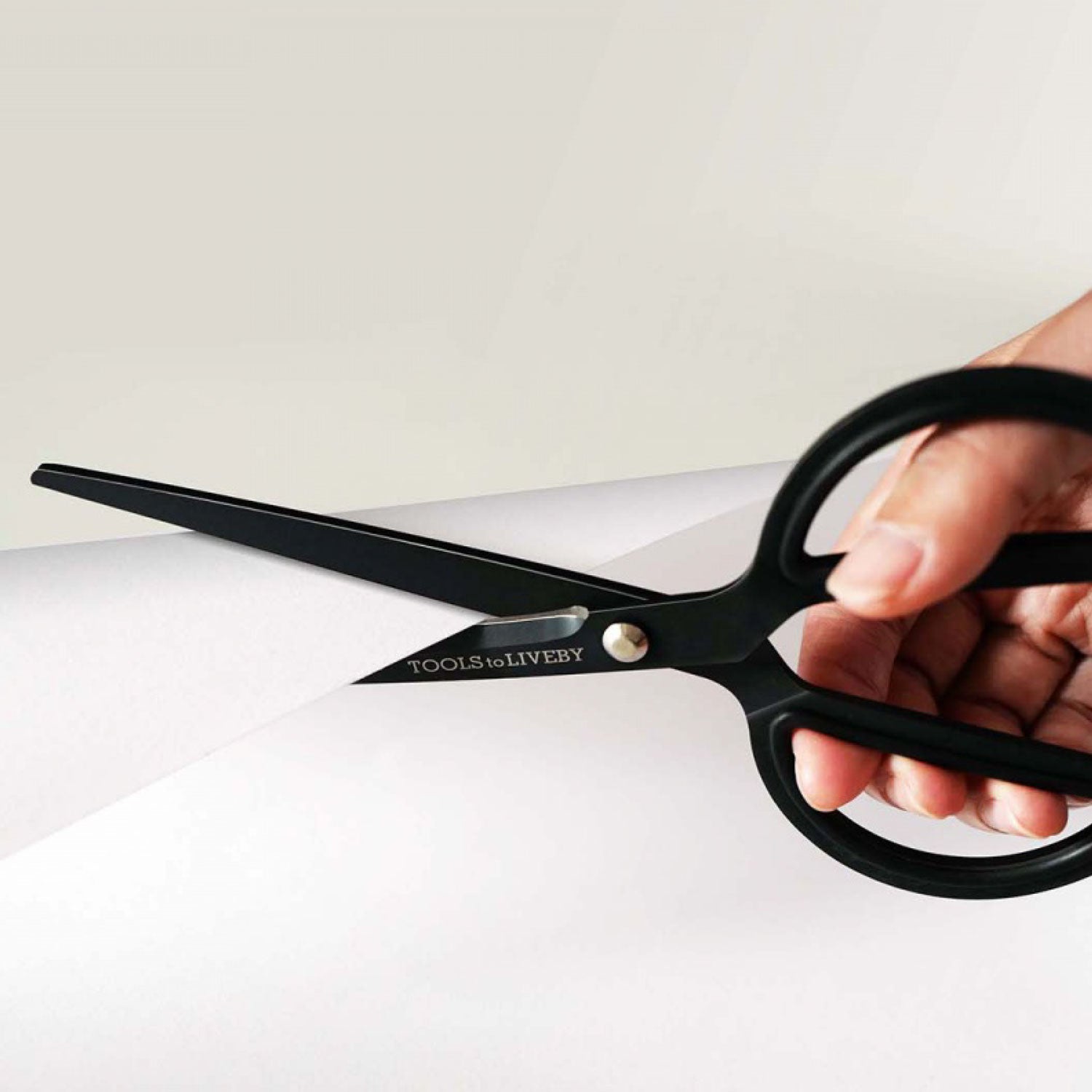Tools to Liveby - Scissors - Medium - Black